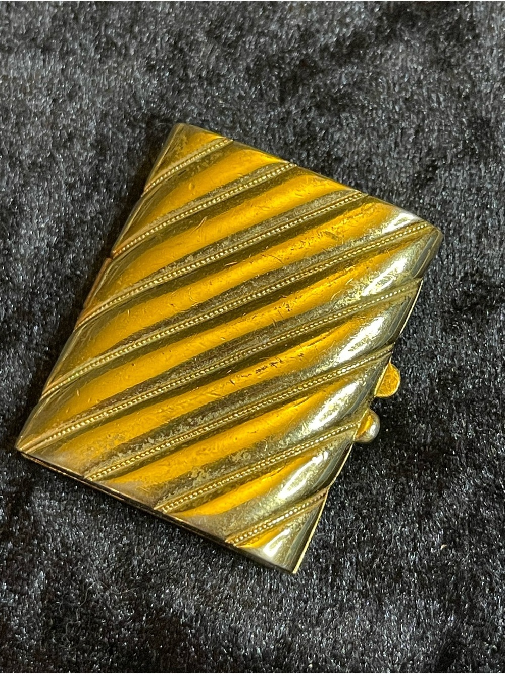 Vintage Estée Lauder beautiful perfume compact